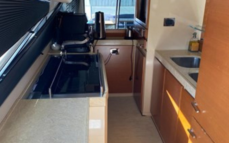 AZIMUT YACHTS 70 DREN