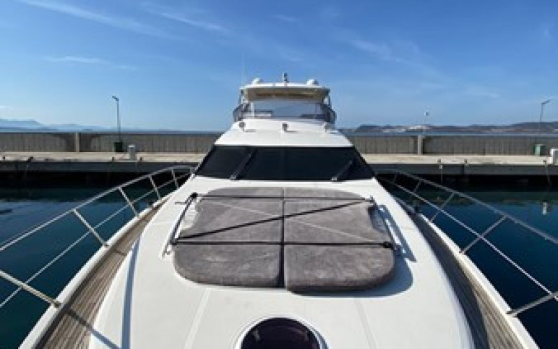 AZIMUT YACHTS 70 DREN