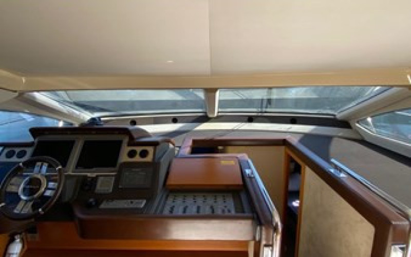 AZIMUT YACHTS 70 DREN