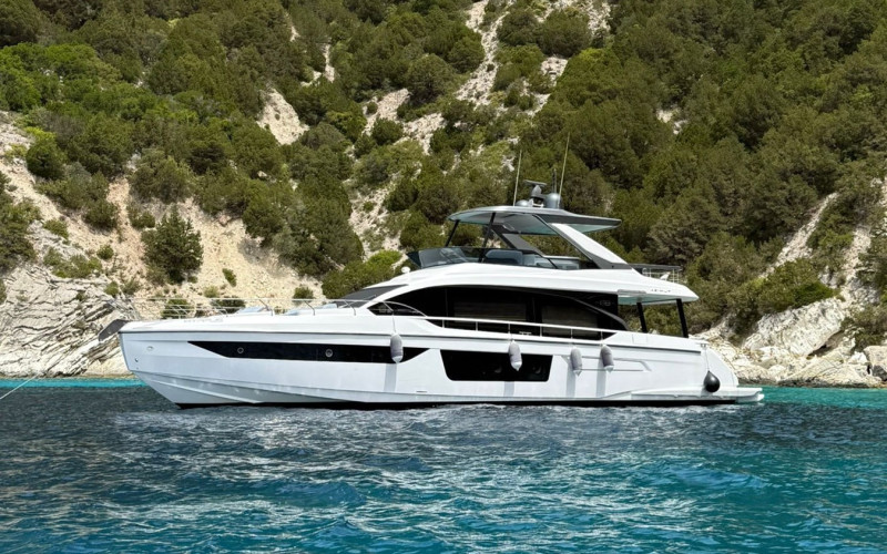 AZIMUT YACHTS Azimut Fly 68 AZIMUT FLY 68