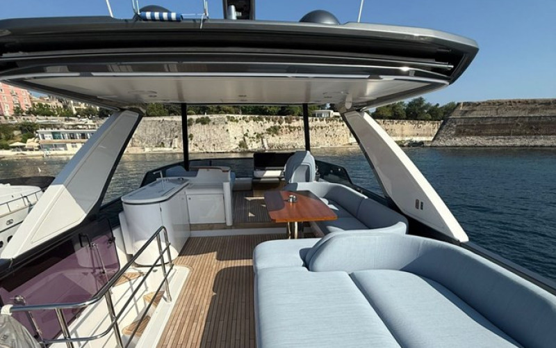 AZIMUT YACHTS Azimut Fly 68 AZIMUT FLY 68