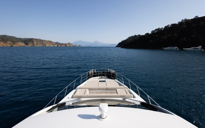 AZIMUT YACHTS AZ FLY 66