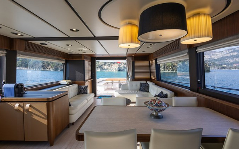 AZIMUT YACHTS AZ MAGELLANO 66
