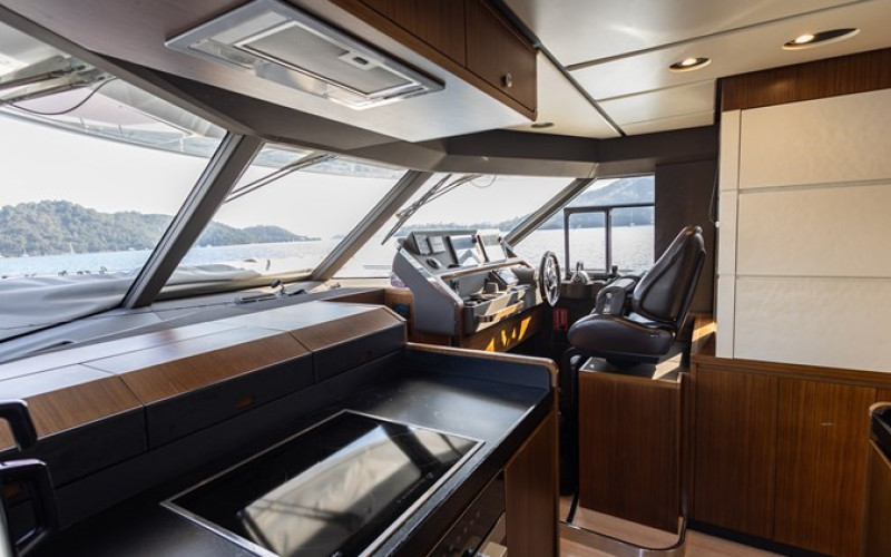 AZIMUT YACHTS AZ MAGELLANO 66