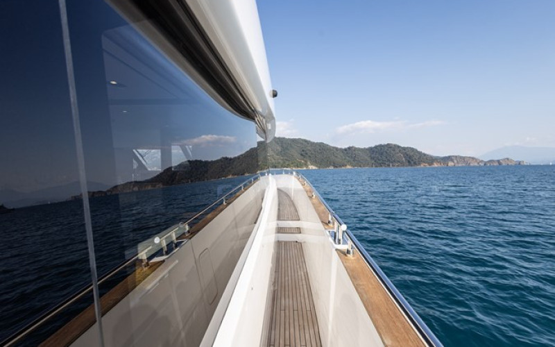 AZIMUT YACHTS AZ MAGELLANO 66