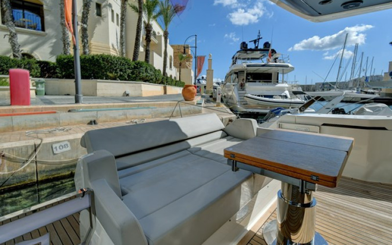 FERRETTI YACHTS Ferretti 500 SOLO
