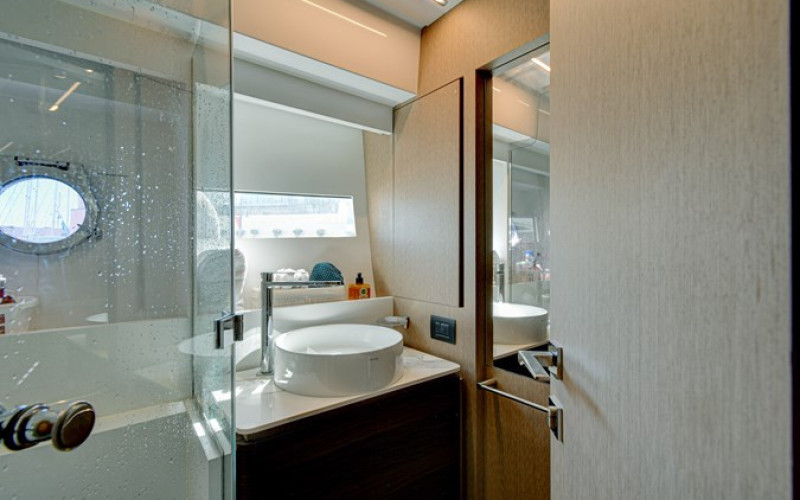 FERRETTI YACHTS Ferretti 500 SOLO