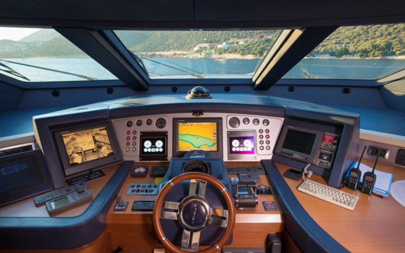 AZIMUT YACHTS 105 LA RUBIA