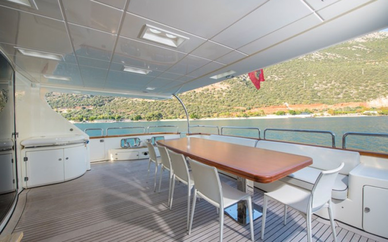 AZIMUT YACHTS 105 LA RUBIA