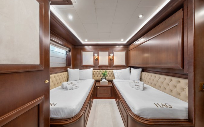 CUSTOM LINE NAVETTA 30 HAG