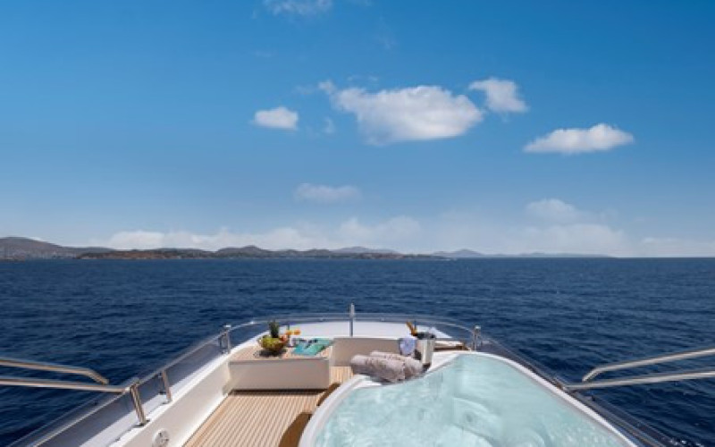 CUSTOM LINE NAVETTA 30 HAG