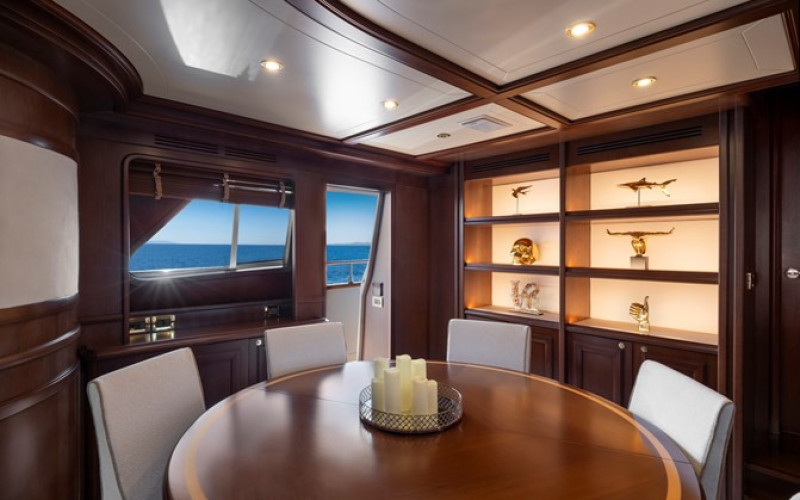 CUSTOM LINE NAVETTA 30 HAG