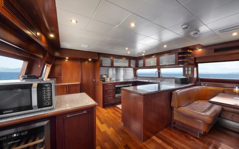 CUSTOM LINE NAVETTA 30 HAG