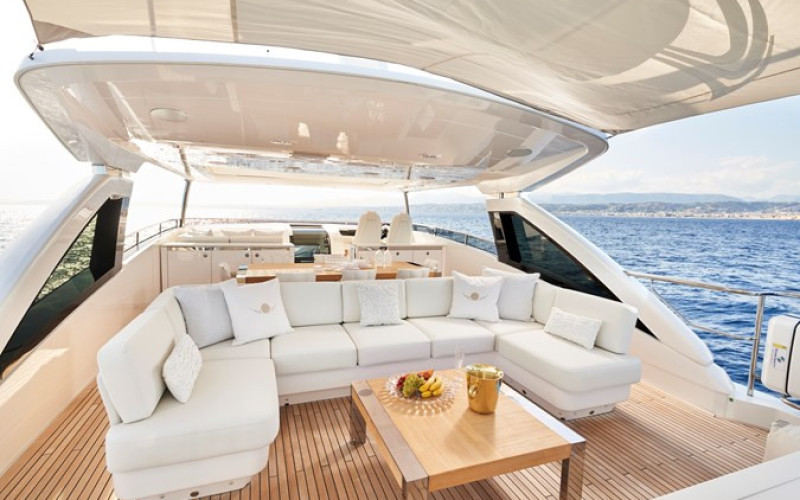 PRINCESS YACHTS Princess 30M PRINCESS 30M - NADIRA