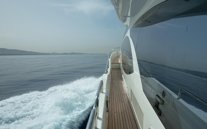 AZIMUT YACHTS 95 KOUKLES