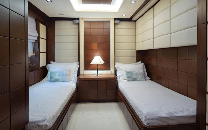 AZIMUT YACHTS 95 KOUKLES