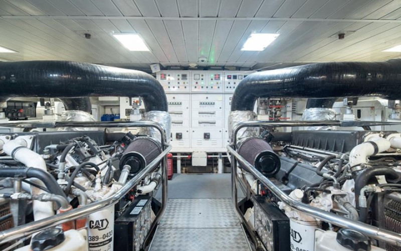 AZIMUT YACHTS 95 KOUKLES