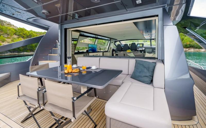 PERSHING Pershing 9X MAVIS