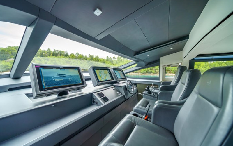 PERSHING Pershing 9X MAVIS