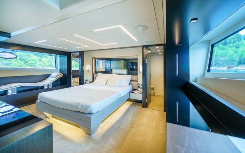 PERSHING Pershing 9X MAVIS
