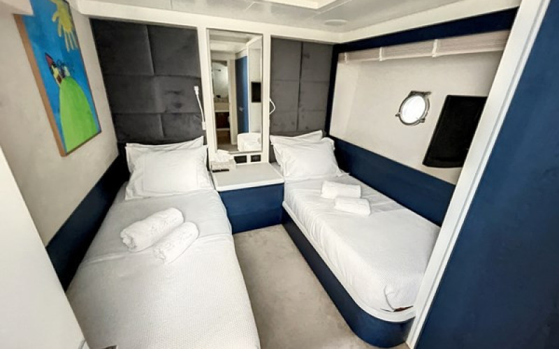 AZIMUT YACHTS 85F LA FENICE