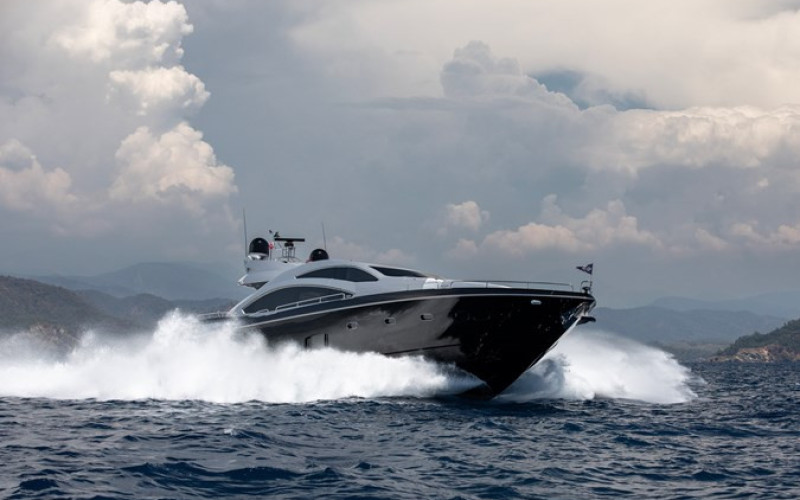 SUNSEEKER Predator 84 AMARA