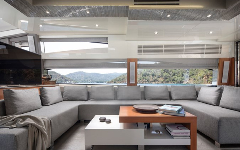 SUNSEEKER Predator 84 AMARA