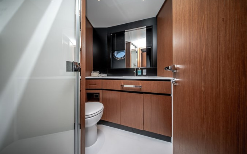 CANTIERI RIVA SPA 82' DIVA CREA