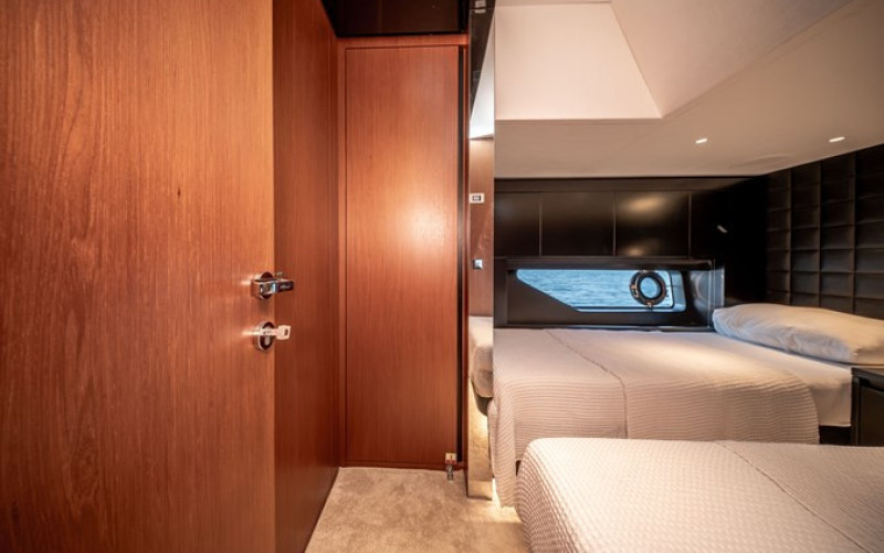 CANTIERI RIVA SPA 82' DIVA CREA