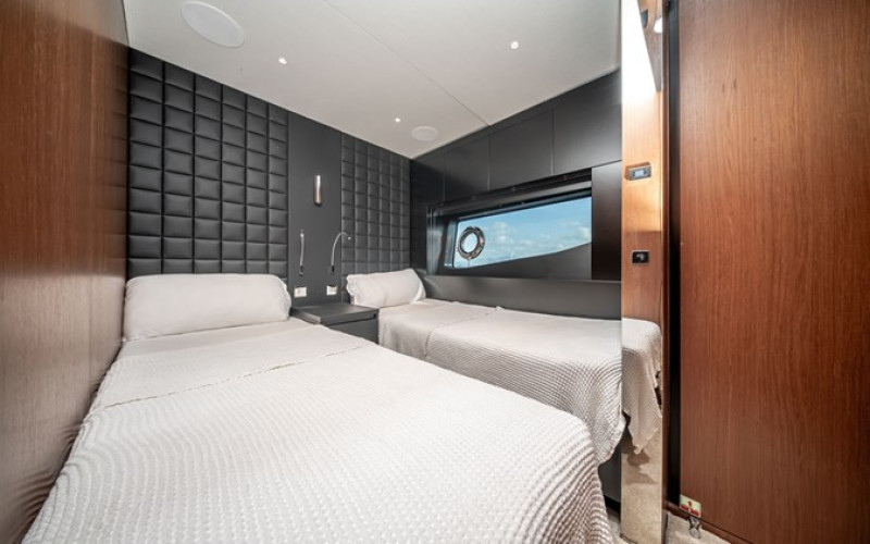CANTIERI RIVA SPA 82' DIVA CREA