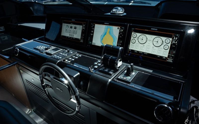 CANTIERI RIVA SPA 82' DIVA CREA