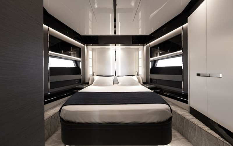 AZIMUT YACHTS S8 NEVER GIVE UP