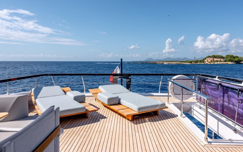 FERRETTI YACHTS AURORE