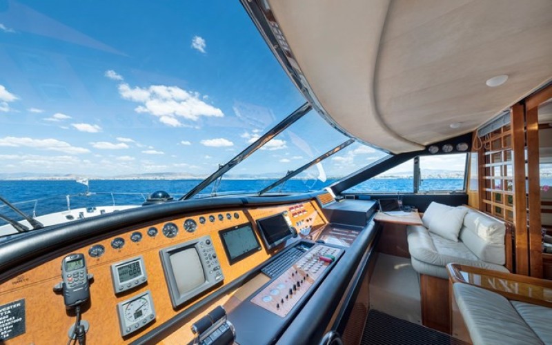 FERRETTI YACHTS 760 HARVESTER