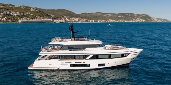 CUSTOM LINE Navetta 30 GN30
