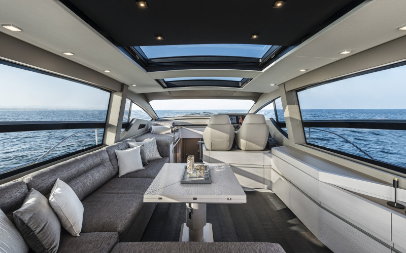 Pershing 7X
