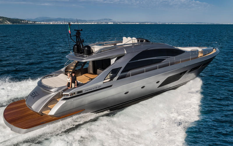 Pershing 8X