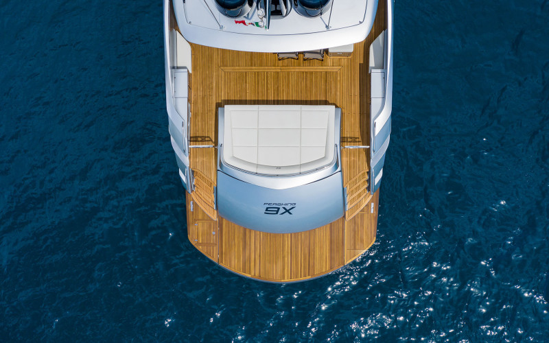 Pershing 9X