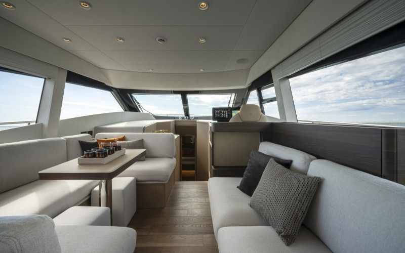 Ferretti Yachts 500