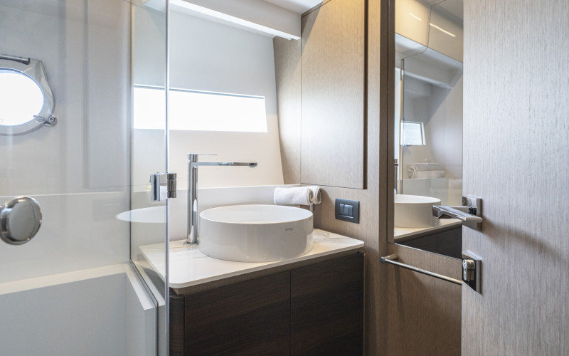 Ferretti Yachts 500