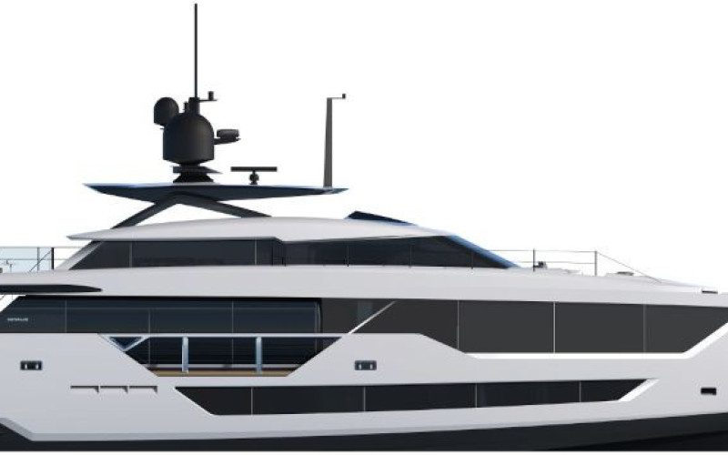 Custom Line Saetta 106'