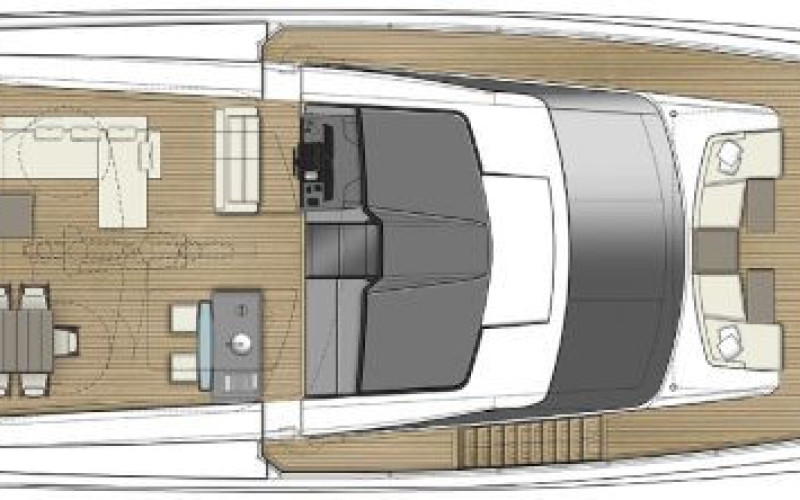 Custom Line Saetta 106'