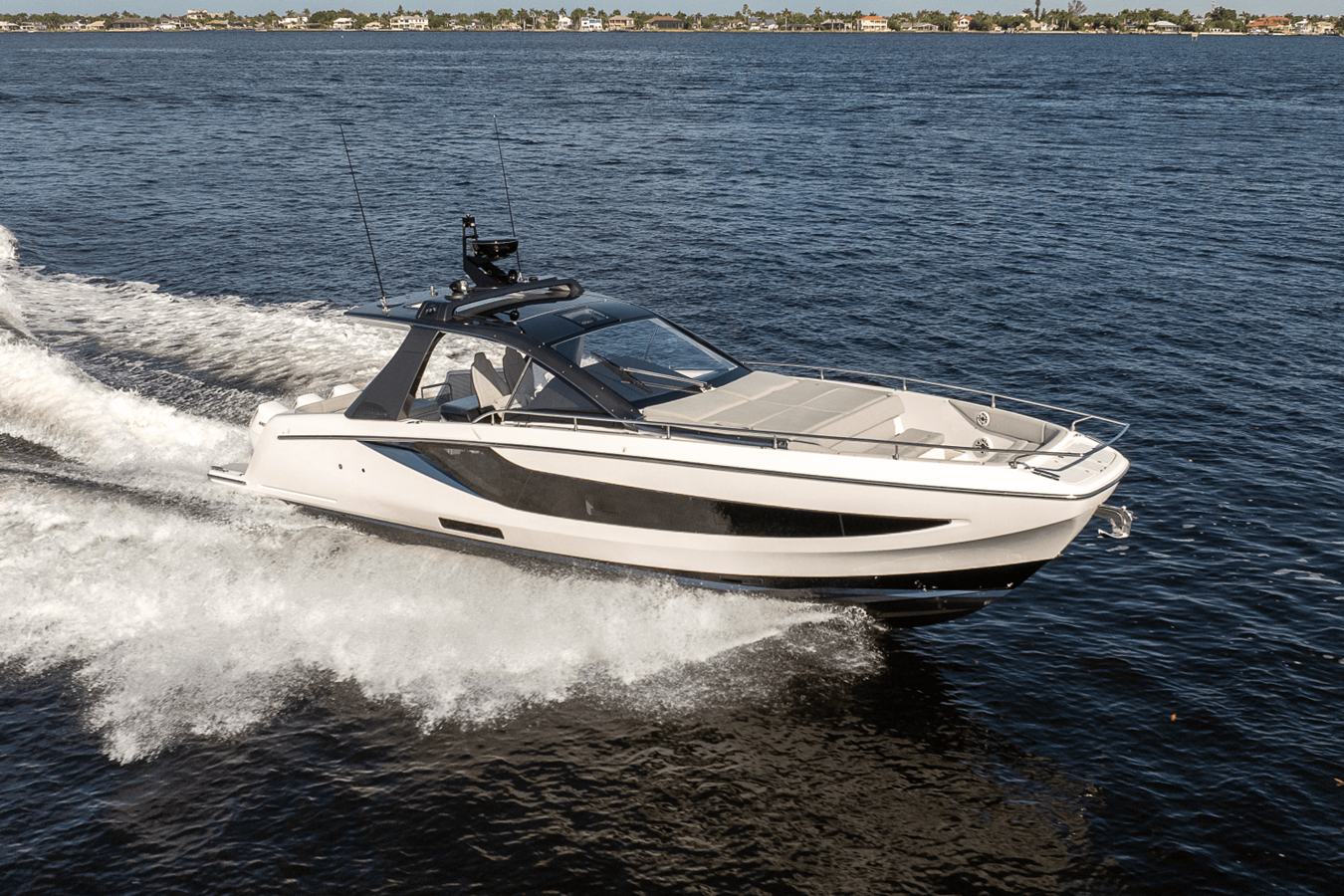 AZIMUT YACHTS Verve 42 AZIMUT VERVE 42