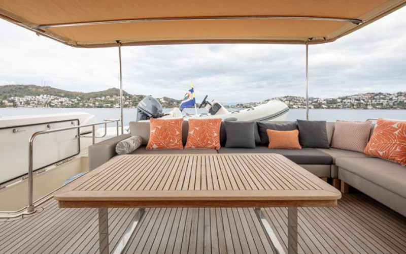 CUSTOM LINE Navetta 26 Crescendo NAVETTA CRESCENDO 26