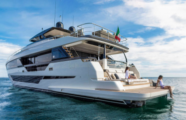 The best luxury yachts with premium crew