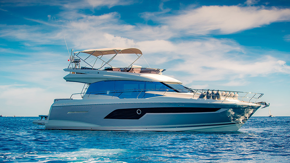 M/Y RENE Prestige 520