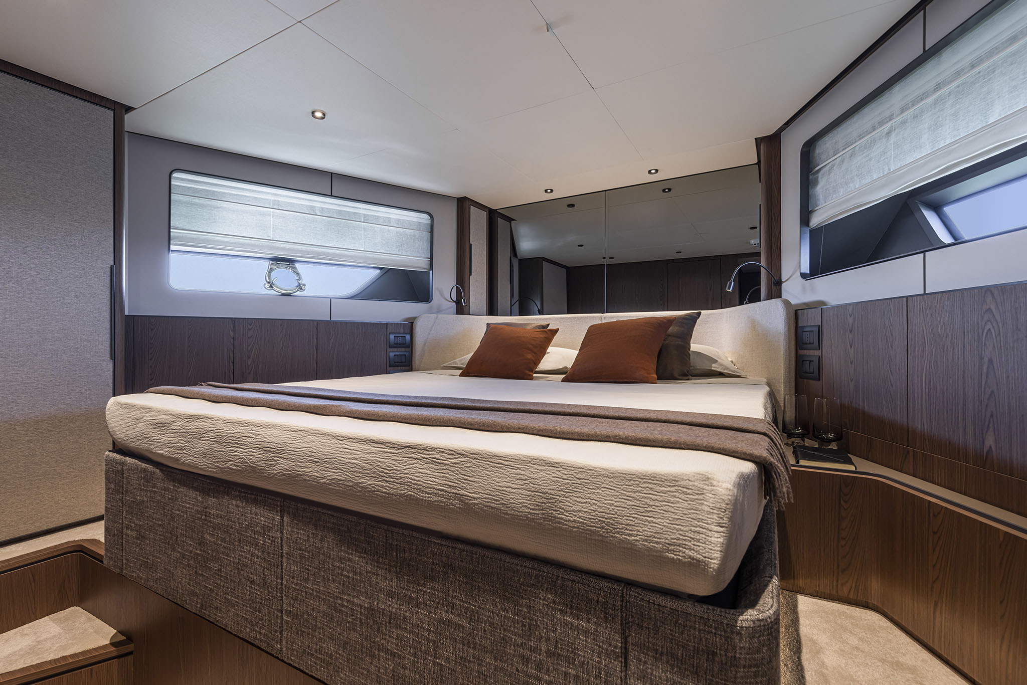 FERRETTI YACHTS 580 - NEW YACHT - ABYS YACHTING - INTERIOR 9