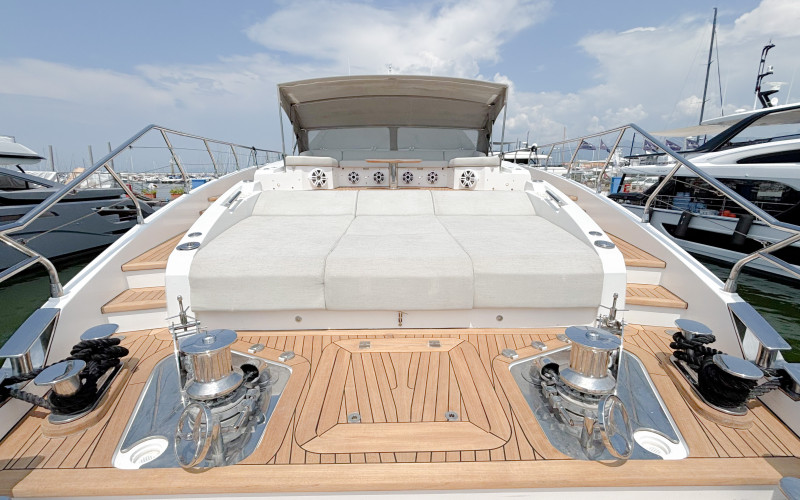 AZIMUT 27 GRANDE METRI