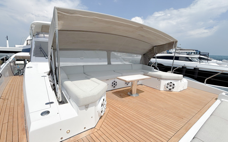 AZIMUT 27 GRANDE METRI