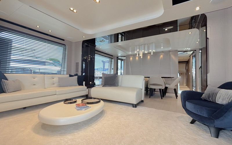 AZIMUT 27 GRANDE METRI